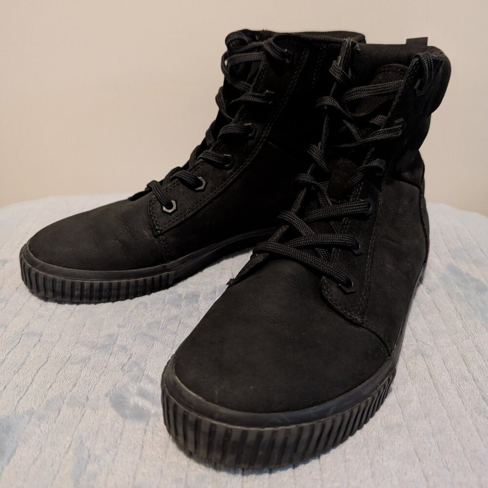 Women's 9 Timberland Skyla Bay Boots